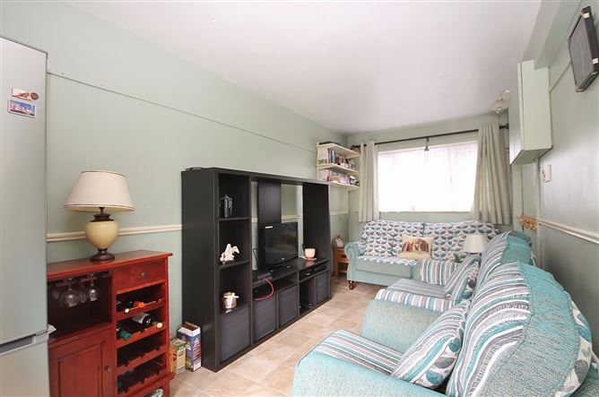 16 The Crescent, Millbrook Lawns, Tallaght, Dublin 24