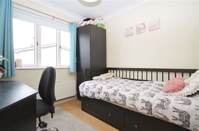 16 The Crescent, Millbrook Lawns, Tallaght, Dublin 24