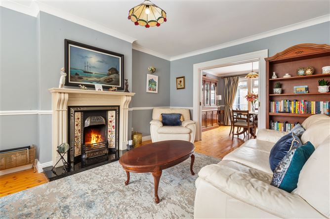 4 Castleknock Oaks, Castleknock, Dublin 15