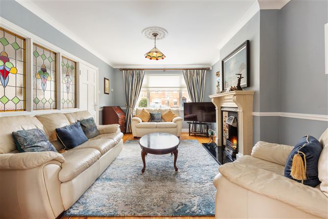 4 Castleknock Oaks, Castleknock, Dublin 15