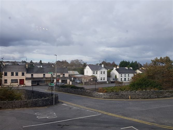 10 River Vista, Oughterard, Galway