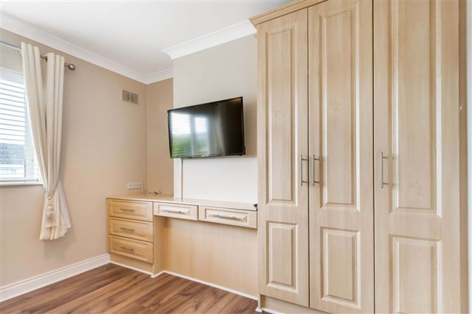 3 Roebuck The Loakers, Dundalk, County Louth