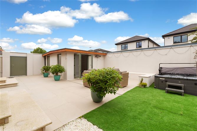 https://photos-a.propertyimages.ie/media/5/4/6/4960645/261a0f84-8601-4d97-81a5-a56f32c69bb1_l.jpg