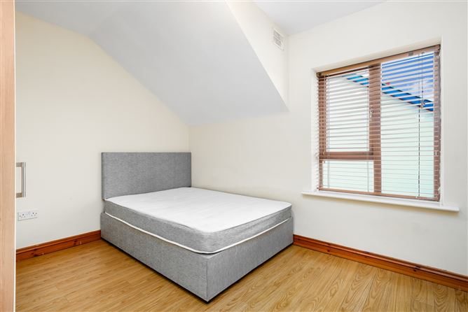 39 Slade Castle Avenue, Saggart, Co. Dublin