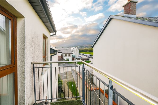 39 Slade Castle Avenue, Saggart, Co. Dublin