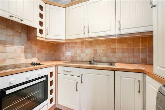 39 Slade Castle Avenue, Saggart, Co. Dublin