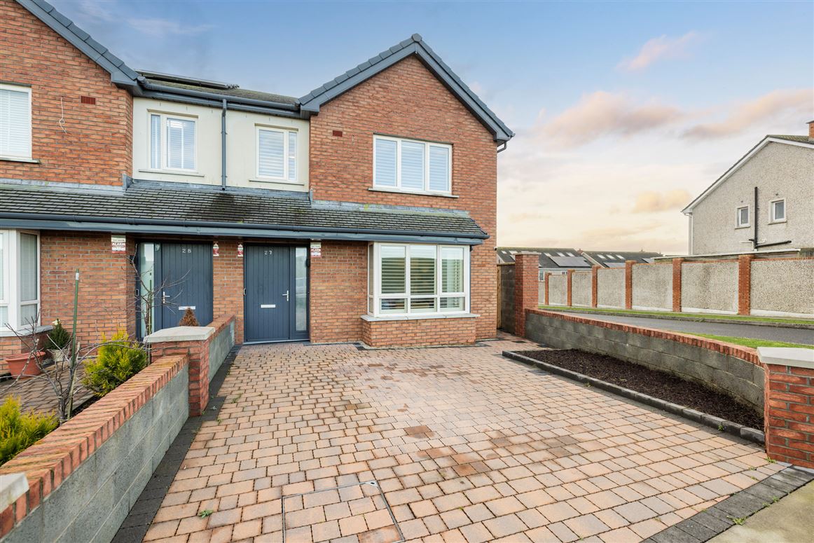 27 Castleland Park Ave, Balbriggan, Co. Dublin