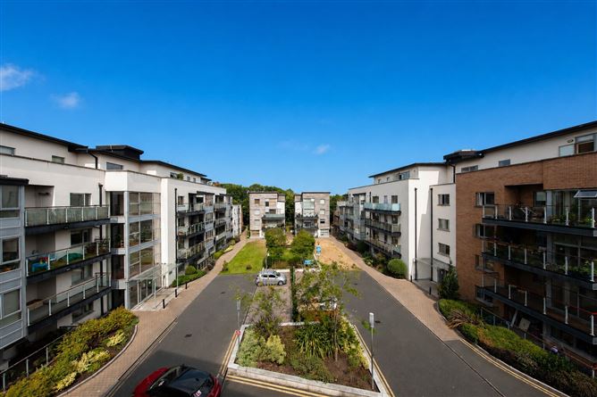 Photo 13 of 18 — 27A Oakwood Apartments, The Glen, Bettyglen, Raheny, Dublin