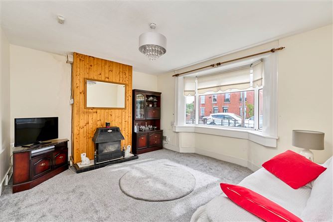 8 Doon Avenue, North Circular Road, Dublin 7