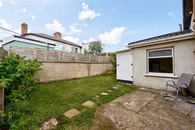 Photo 17 of 19 — 8 Doon Avenue, North Circular Road, Dublin 7