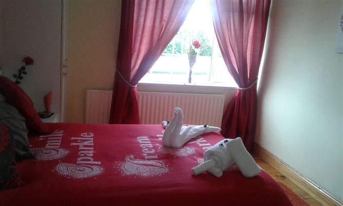 Main image for Beautiful room for rent, Co. Waterford