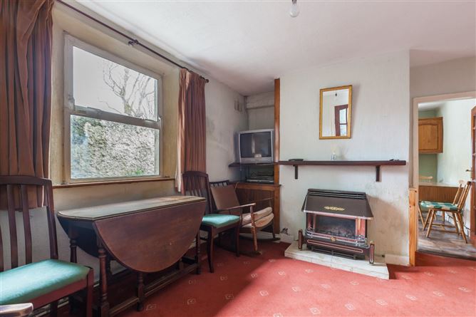 33 Botanic Avenue, Glasnevin, Dublin 9