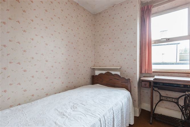 33 Botanic Avenue, Glasnevin, Dublin 9