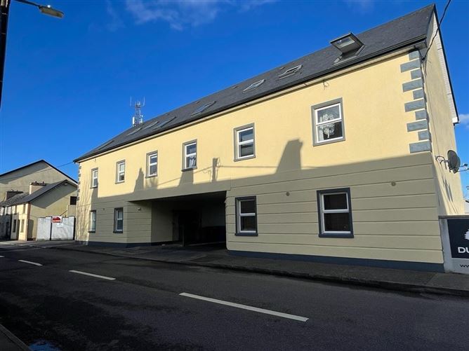 Main image for Apt 5 Royal Oak Apartments, Station Road, Ballaghaderreen, Roscommon