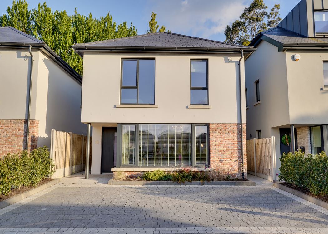 16 The Nurseries, Taney Road, Dundrum, Dublin 14 Keane Thompson