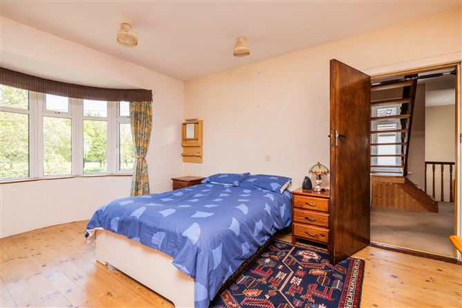 https://photos-a.propertyimages.ie/media/5/4/7/4923745/69337028-e6f4-402e-add6-27b0b493c8de_l.jpg