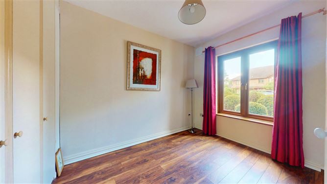 Apt, 33 Danesfort, Castle Avenue, Clontarf, Dublin 3