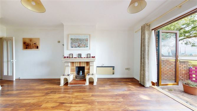 Apt, 33 Danesfort, Castle Avenue, Clontarf, Dublin 3