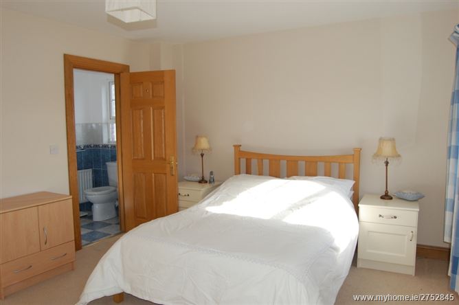 11 Knocksedan Drive, Swords, Dublin