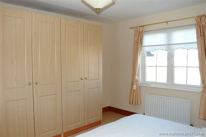 11 Knocksedan Drive, Swords, Dublin