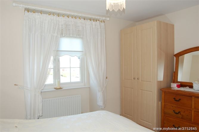 11 Knocksedan Drive, Swords, Dublin