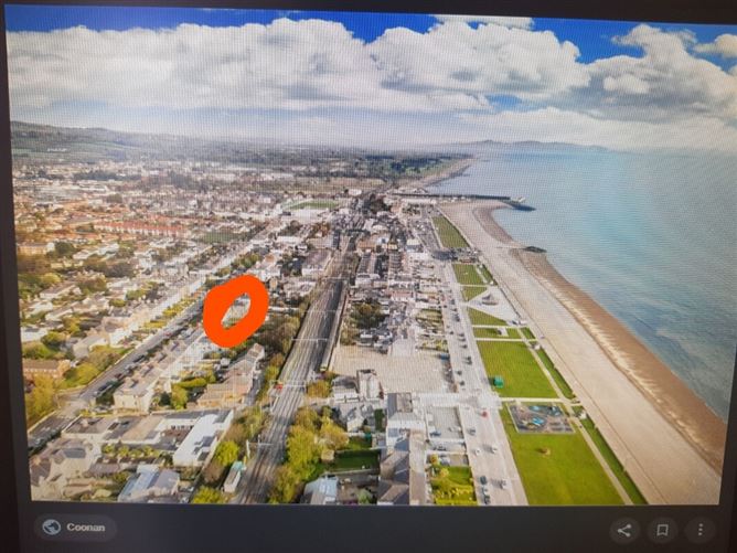 Private room beside the seafront, Bray, Co. Wicklow