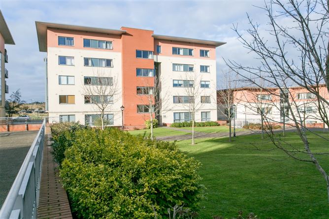 66 West Courtyard, Tullyvale, Cabinteely, Dublin 18