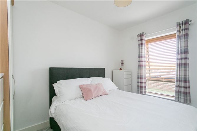 66 West Courtyard, Tullyvale, Cabinteely, Dublin 18