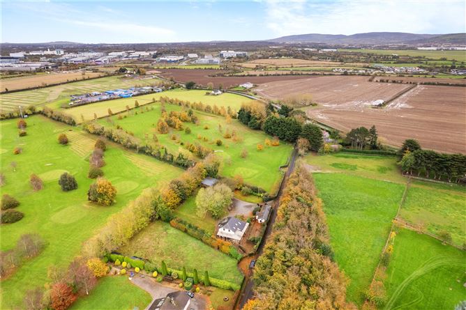 Carrokeel Lodge, Peamount Lane, Newcastle, Co. Dublin