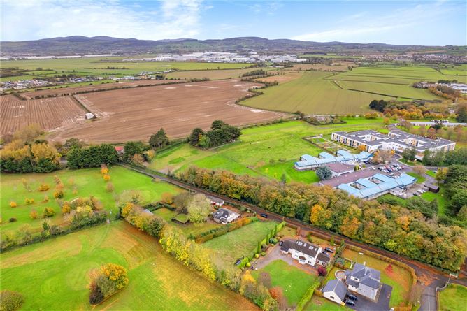 Carrokeel Lodge, Peamount Lane, Newcastle, Co. Dublin