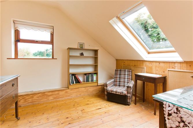 Carrokeel Lodge, Peamount Lane, Newcastle, Co. Dublin