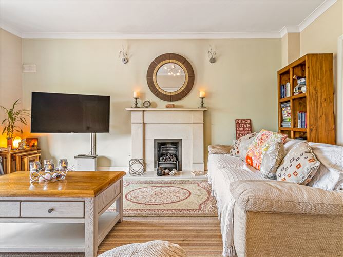 12 The Court, Walshestown Park, Newbridge, Kildare