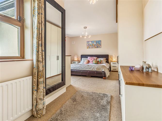 12 The Court, Walshestown Park, Newbridge, Kildare