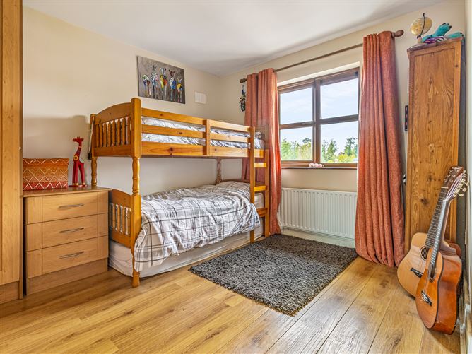 12 The Court, Walshestown Park, Newbridge, Kildare