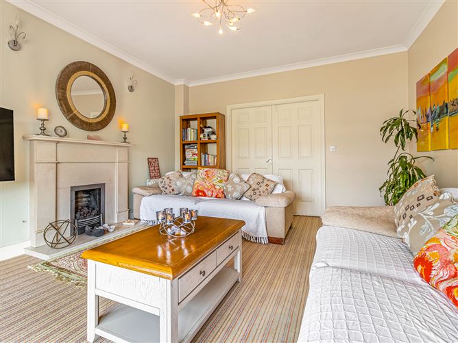 12 The Court, Walshestown Park, Newbridge, Kildare