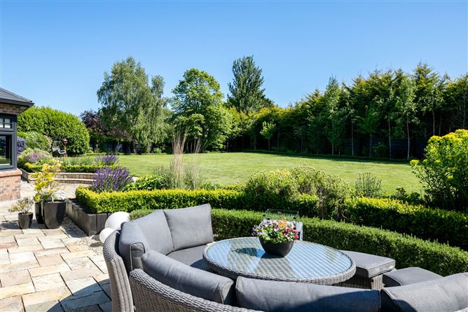 https://photos-a.propertyimages.ie/media/5/4/8/4923845/368afa6b-9286-4908-917c-236747571d41_l.jpg