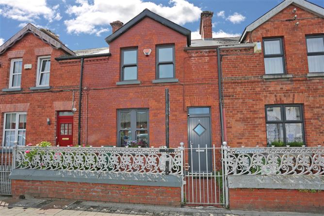 8 Saint Dympna`s Terrace, Mulgrave Street, Limerick, County Limerick
