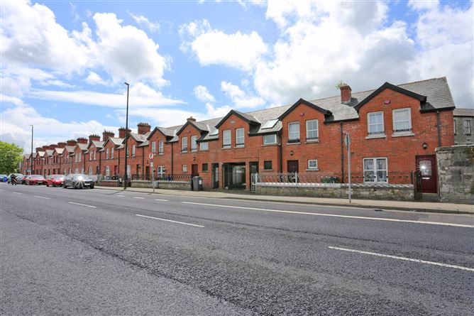 8 Saint Dympna`s Terrace, Mulgrave Street, Limerick, County Limerick