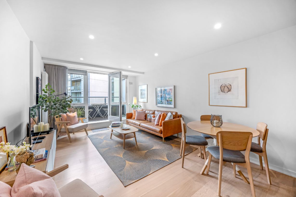 100 The Clayton, The Gasworks, South Lotts Road, Grand Canal Dk, Dublin 4