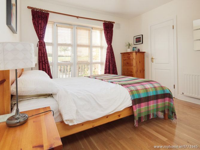 Photo 6 of 11 — 55 Greenview, Seabrook Manor, Portmarnock, Co. Dublin