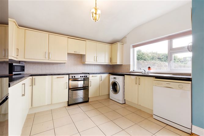 72 Old Caragh Court, Naas, Kildare