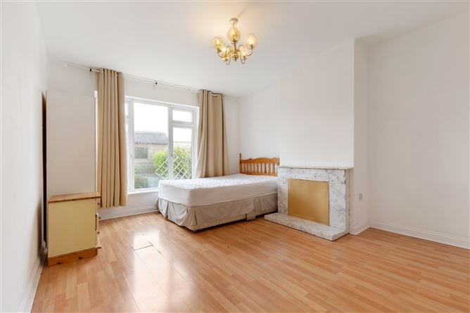 72 Old Caragh Court, Naas, Kildare