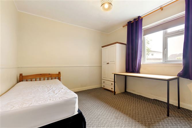 72 Old Caragh Court, Naas, Kildare