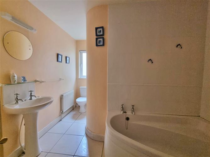 3 Newberry, Castlemartin Lodge, Kilcullen, Kildare