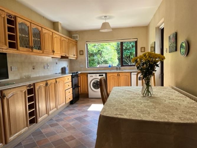 6 Loreto Grange , Bray, Wicklow