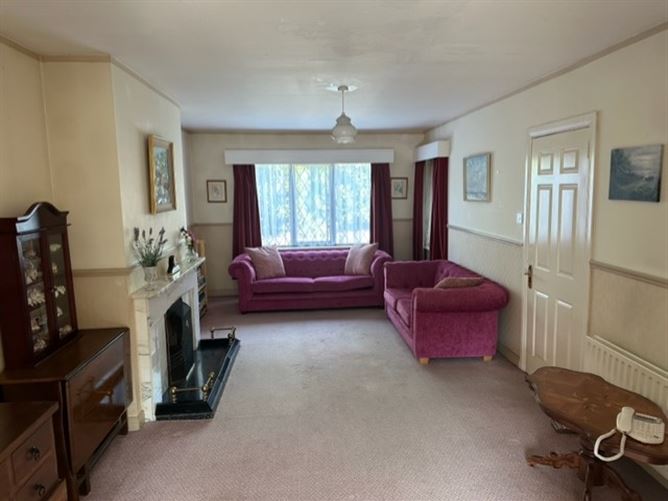 6 Loreto Grange , Bray, Wicklow