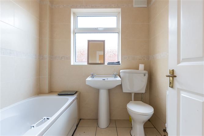 9 Glen Bay, Ardamine, Gorey, Co. Wexford
