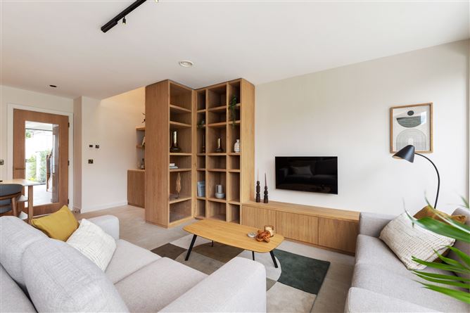 https://photos-a.propertyimages.ie/media/5/4/9/4764945/ef7ad732-75d3-403d-ae90-d78b30af2531_l.jpg