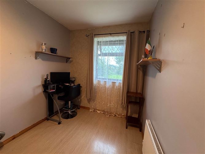 18 Farndreg Estate, Dundalk, County Louth