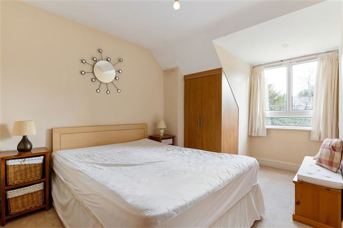 2 Dunstaffnage Hall, St Brigid's Church Rd, Stillorgan, County Dublin